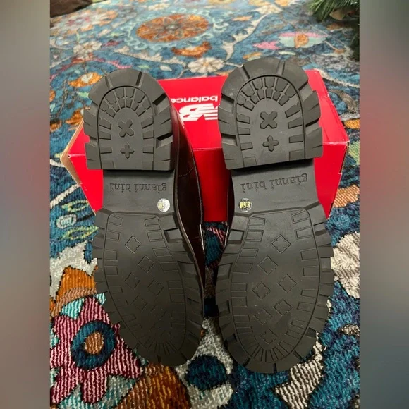 Gianni Bini Brown and Black Loafers - Picture 5 of 5